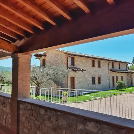 Lagolivo Agroturismo *