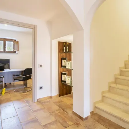 Lagolivo Agroturismo *